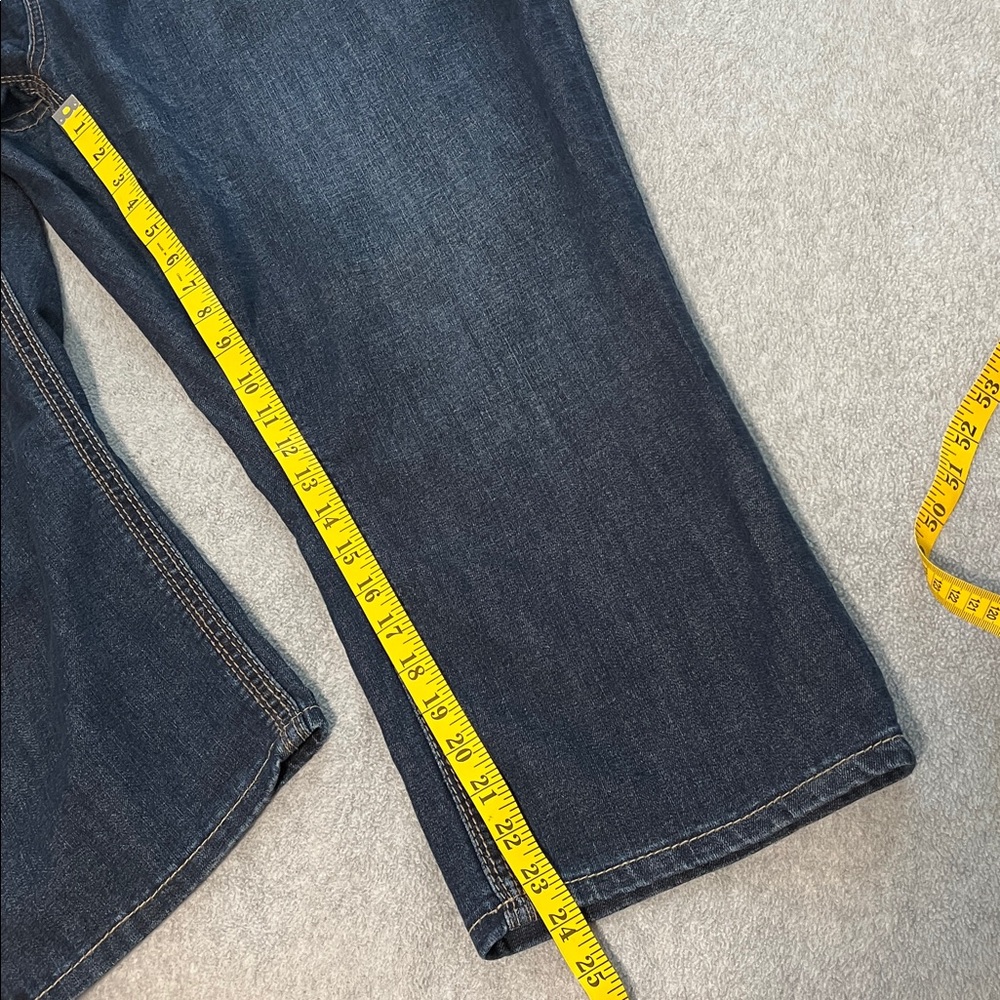 Melissa McCarthy Classic Jeans Size 28W - Picture 3 of 10